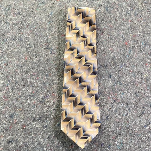 Stafford Other - Stafford Mens Yellow Black White Geometric 100% Silk Dress Tie 58"x4"